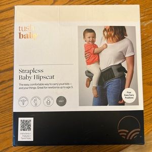 TUSHBABY BRAND NEW strapless hip seat. NEVER USED